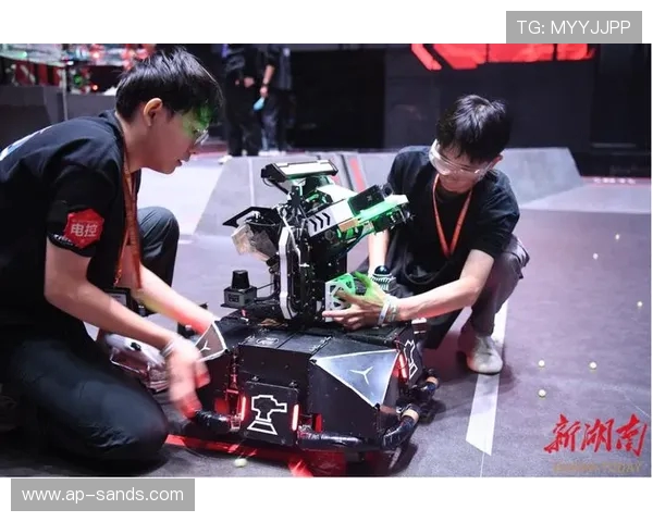 《全员竞技激战时刻团队对抗赛开启快来挑战巅峰对决》